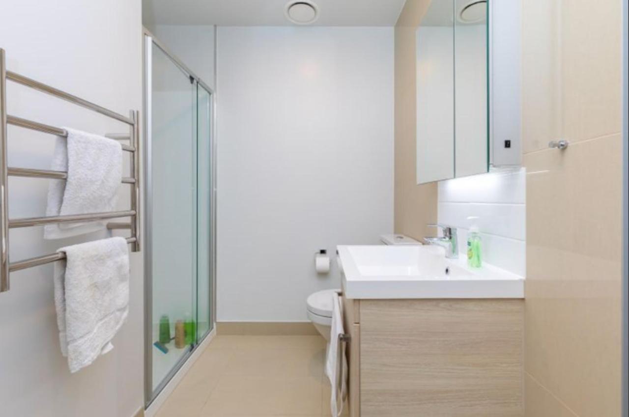 Modern 2 Bedroom Apartment 1 Minute To Skytower Auckland Exterior foto